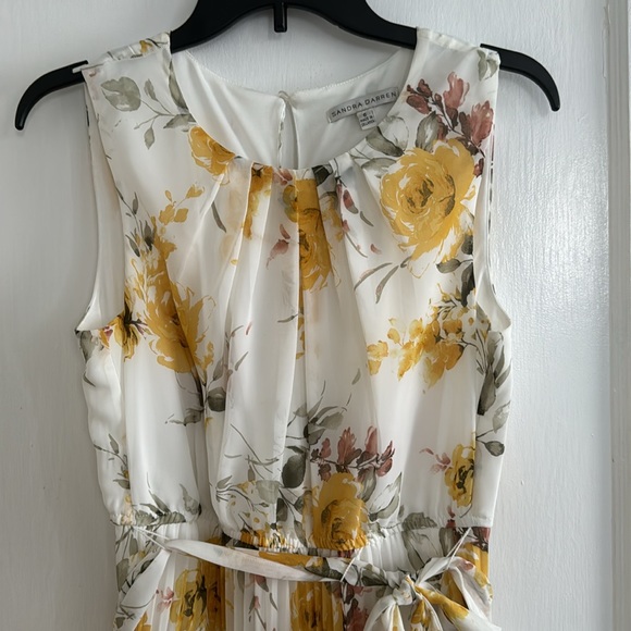 Womens Sandra Darren Sleeveless Floral Pleated Chiffon Maxi Dress-Easter dress - Picture 5 of 8